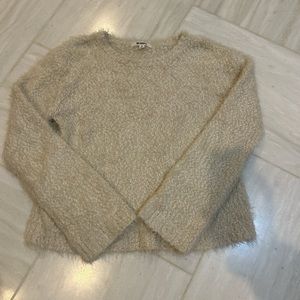 BB Dakota sweater